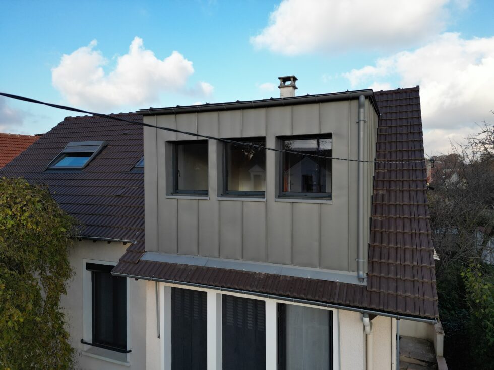 extension sous combles réalisée en travaux de zinguerie